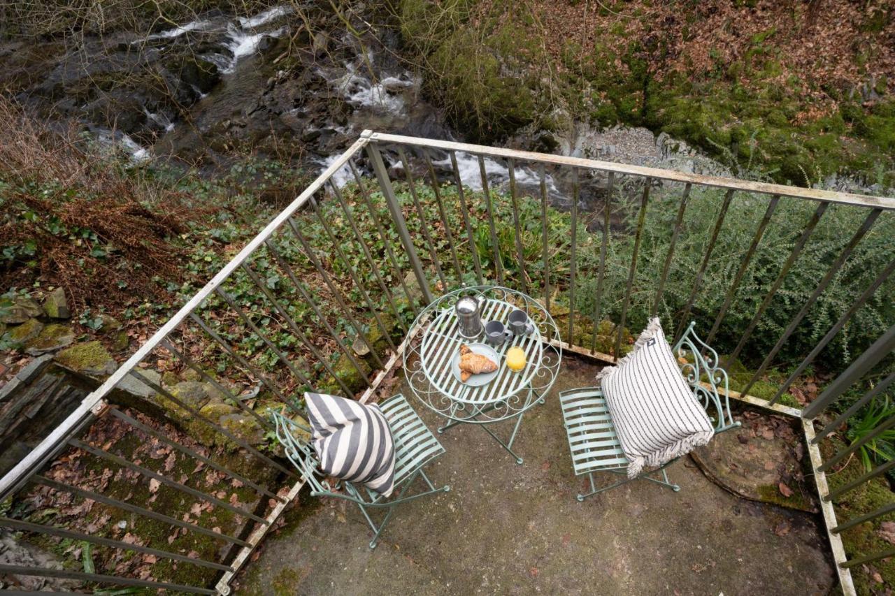 Spacious Property With Waterfall View By Letmestay 앰블사이드 외부 사진